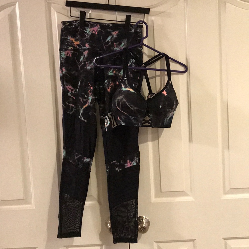 Victoria’s Secret PINK legging/sports bra set M